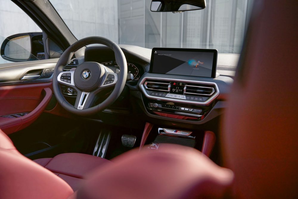 BMW X4 Facelift Interior