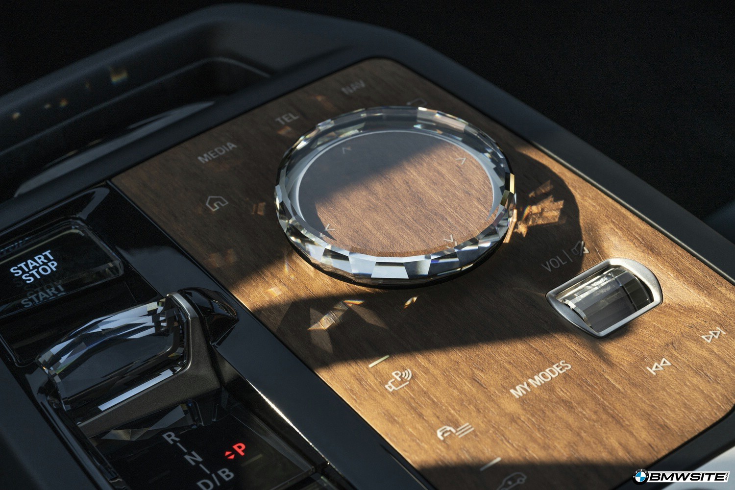 BMW iX Interior Swarovski iDrive Infotainment Controller