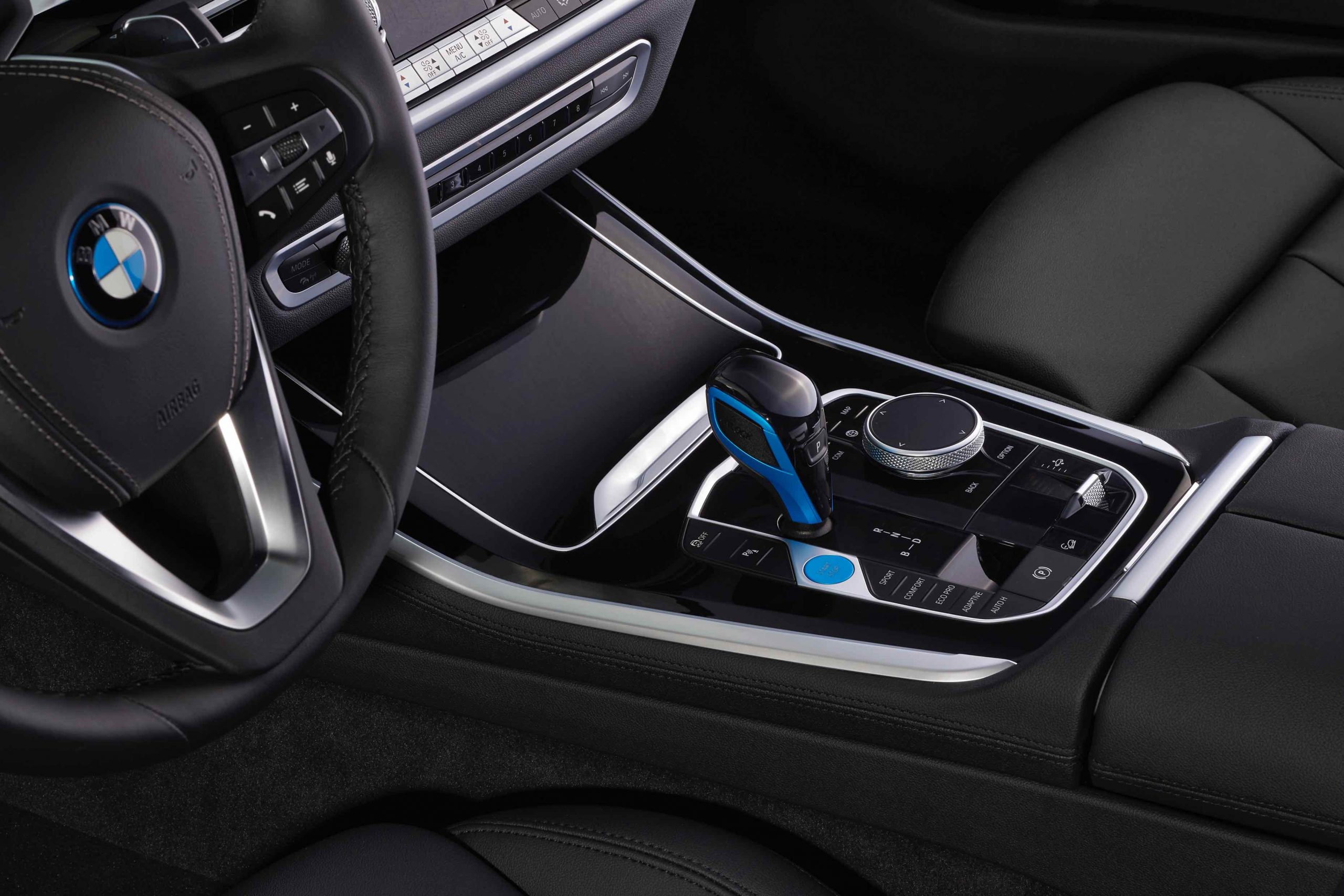 BMW iX5 Hydrogen SUV Interior 2