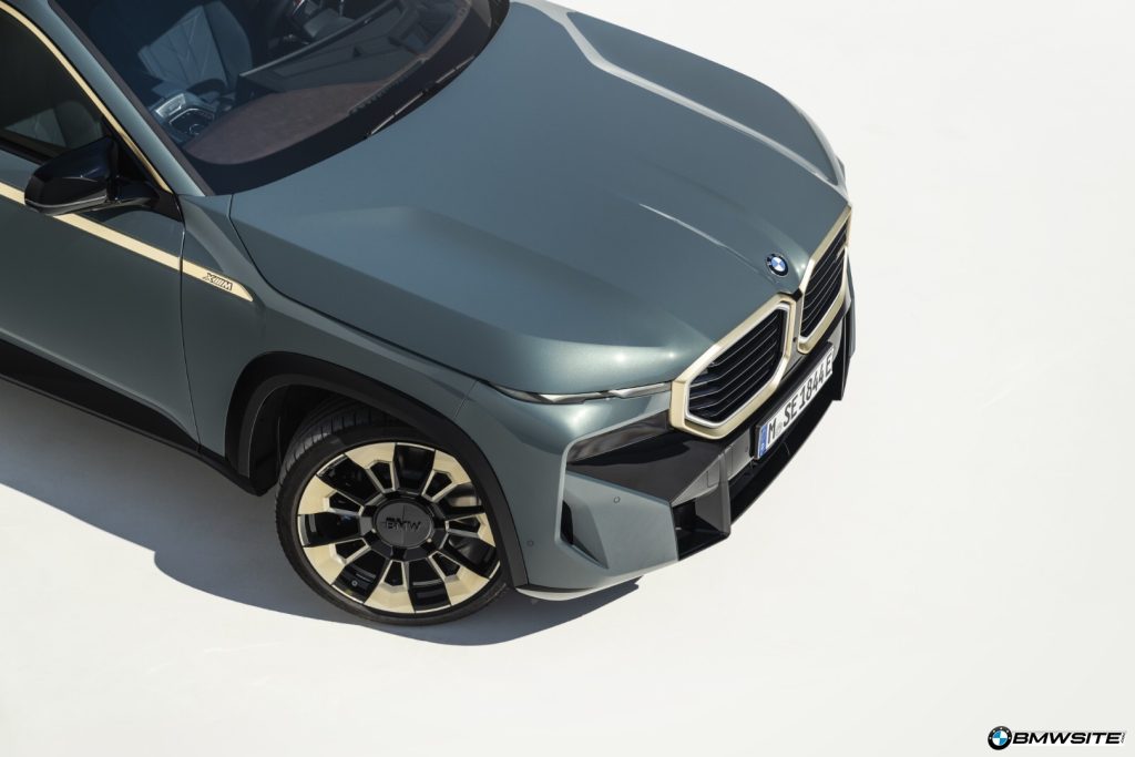 2023 BMW XM 12