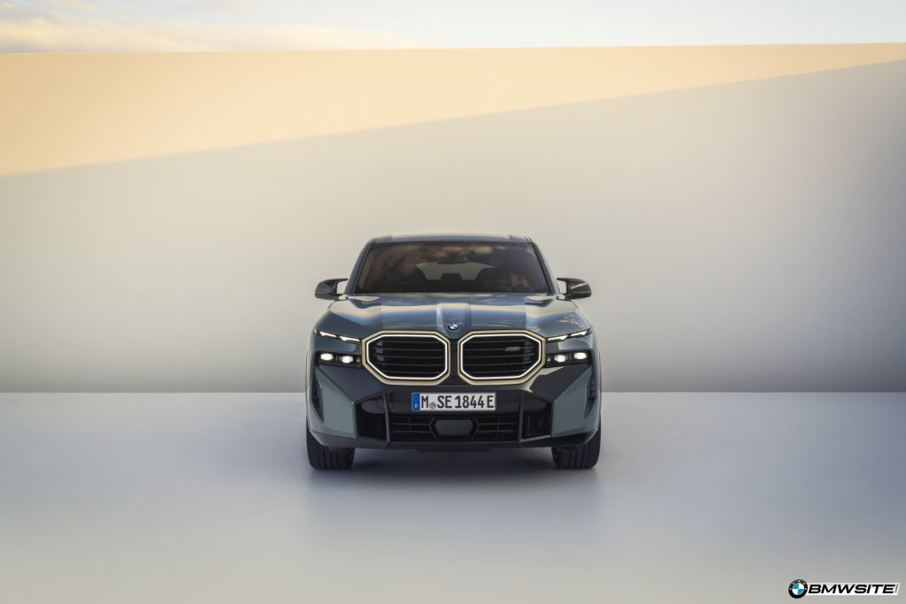 2023 BMW XM 15