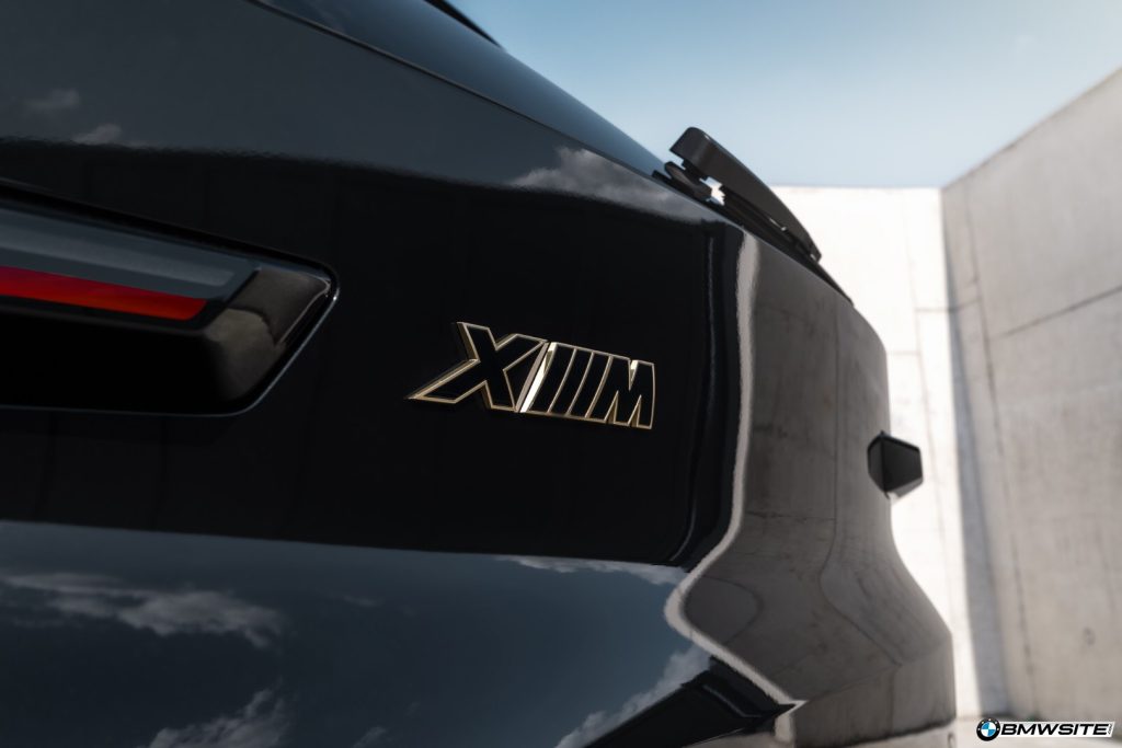2023 BMW XM 68