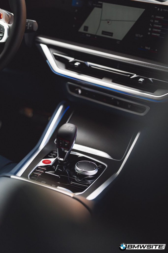 2023 BMW XM Interior 5