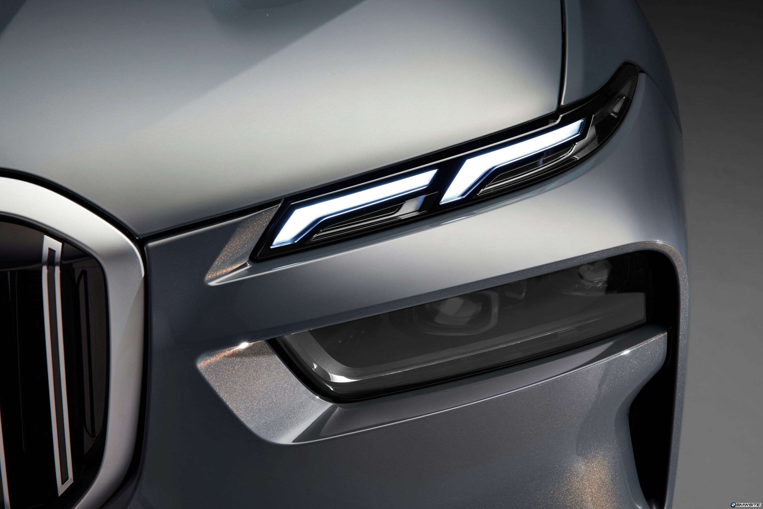 2023 G07 BMW X7 Facelift Headlights 2