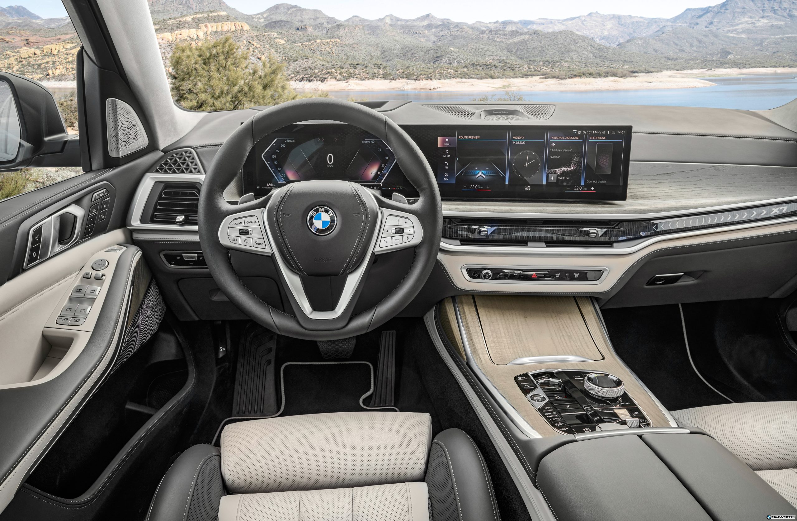 2023 G07 BMW X7 Facelift Interior 4