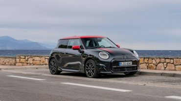 2025 Mini Cooper SE John Cooper Works 20